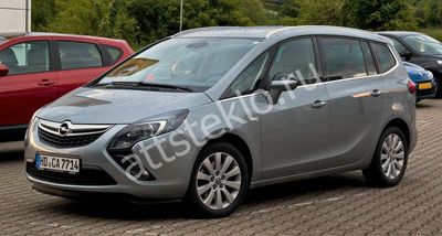 Автостекла Opel Zafira C c установкой в Москве